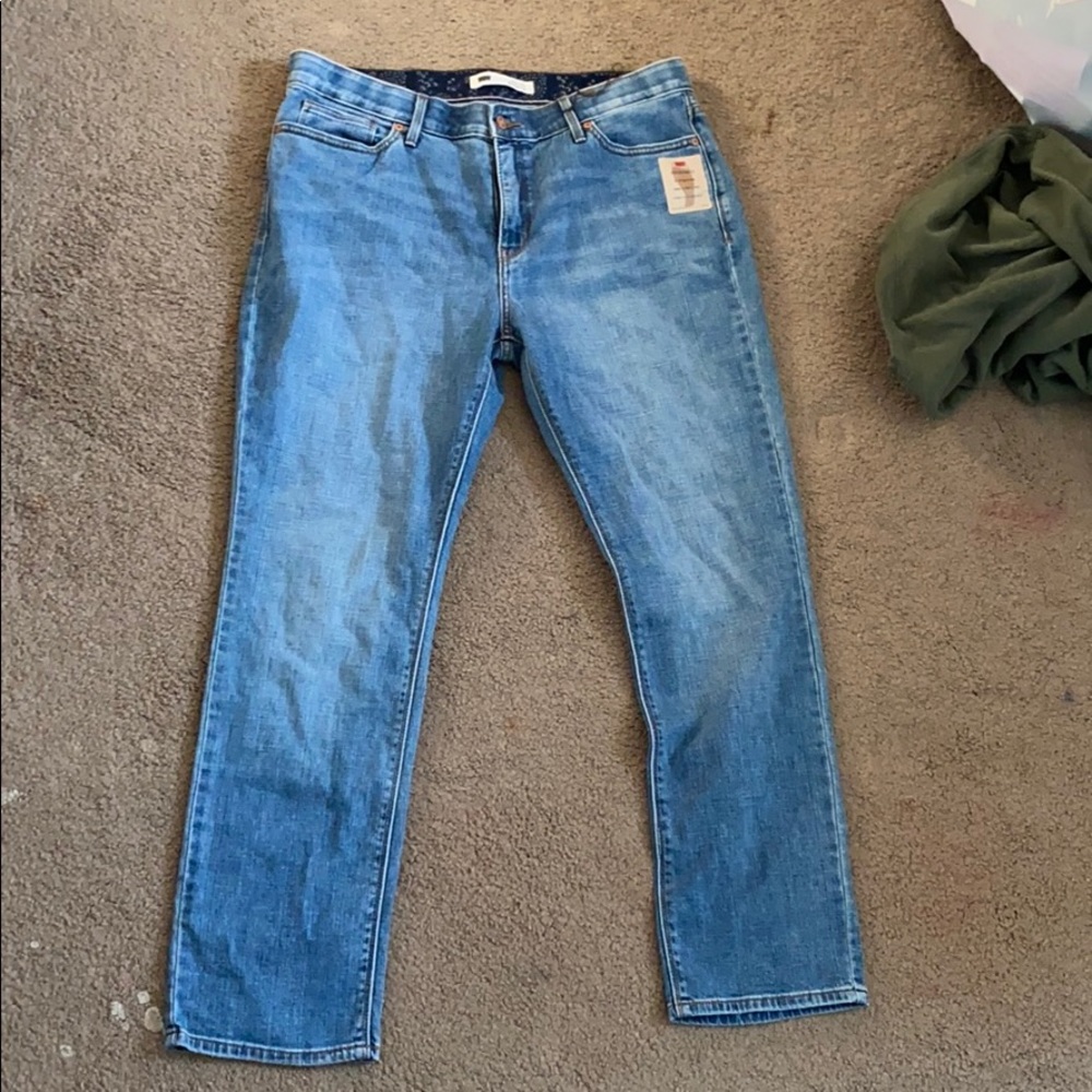 Levi's Straight Jean